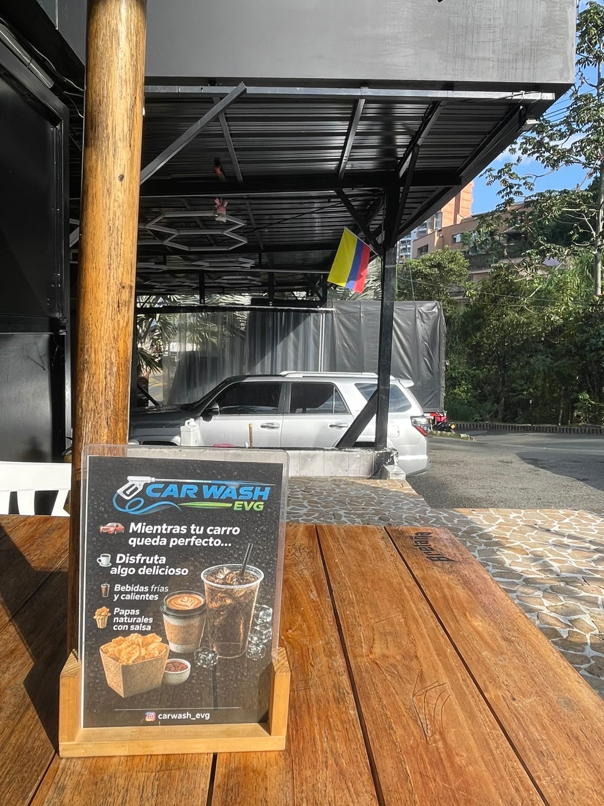 Vista desde las mesas de la cafetería